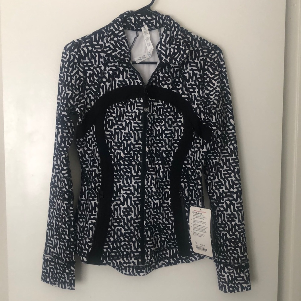 NWOT Lululemon Define Jacket Size 8